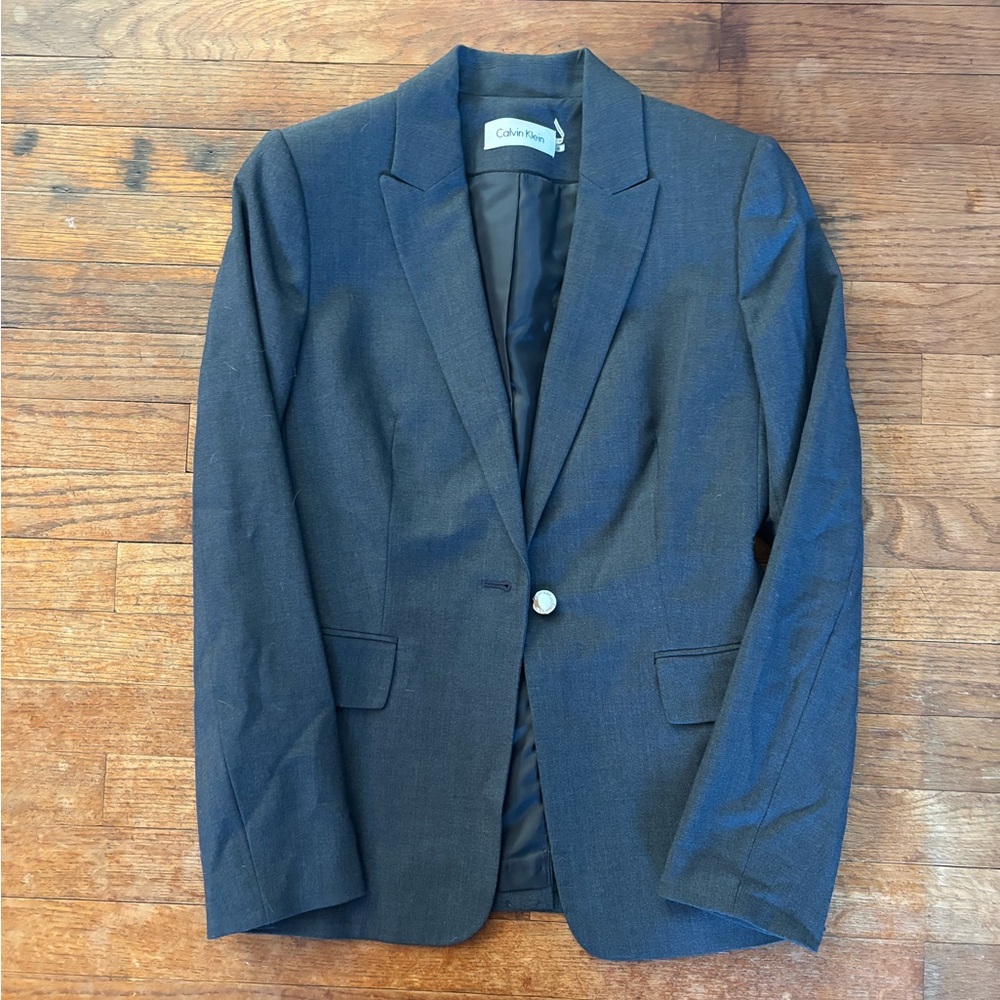 Calvin Klein Women’s Dark Gray Blazer, size 4